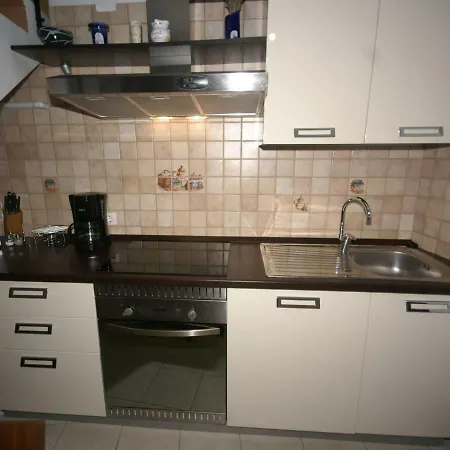 Apartament Cozy In With A Swimming Pool