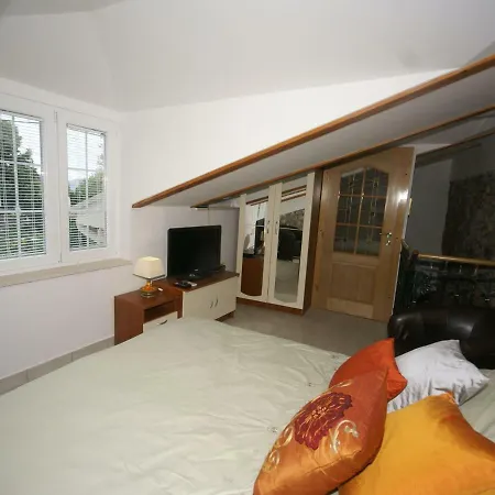 Apartament Cozy In With A Swimming Pool