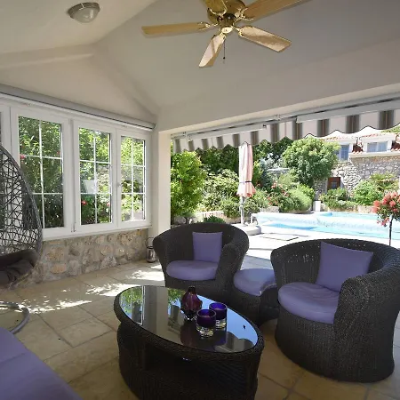 Apartament Cozy In With A Swimming Pool *