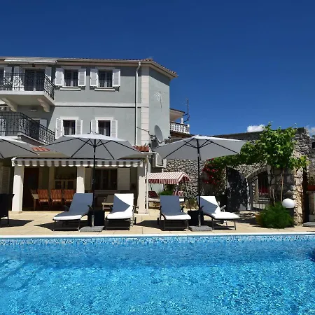 Cozy In With A Swimming Pool * Novi Vinodolski